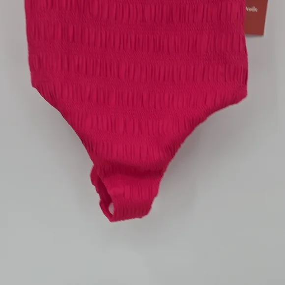 Andie Lucaya Smocked One-Piece Swimsuit Pink Textured Women's Size L - Picture 3 of 9